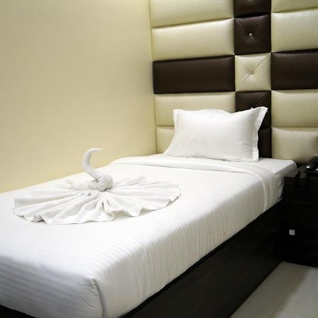 Māldah Hotel Silver Arcade المظهر الخارجي الصورة