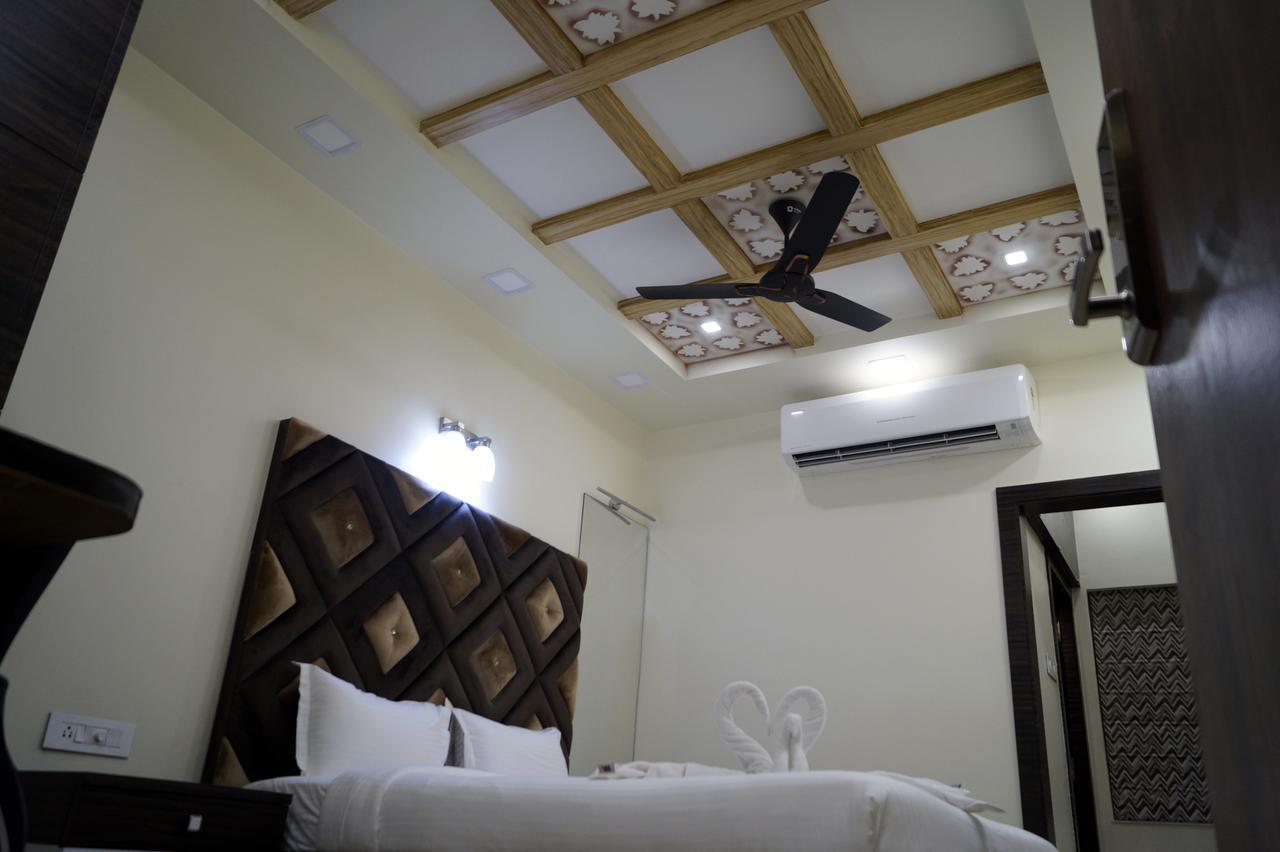 Māldah Hotel Silver Arcade المظهر الخارجي الصورة