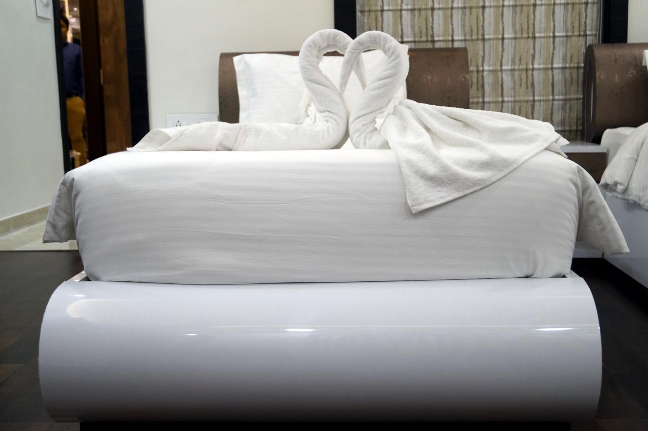 Māldah Hotel Silver Arcade المظهر الخارجي الصورة